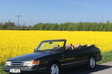Saab 900