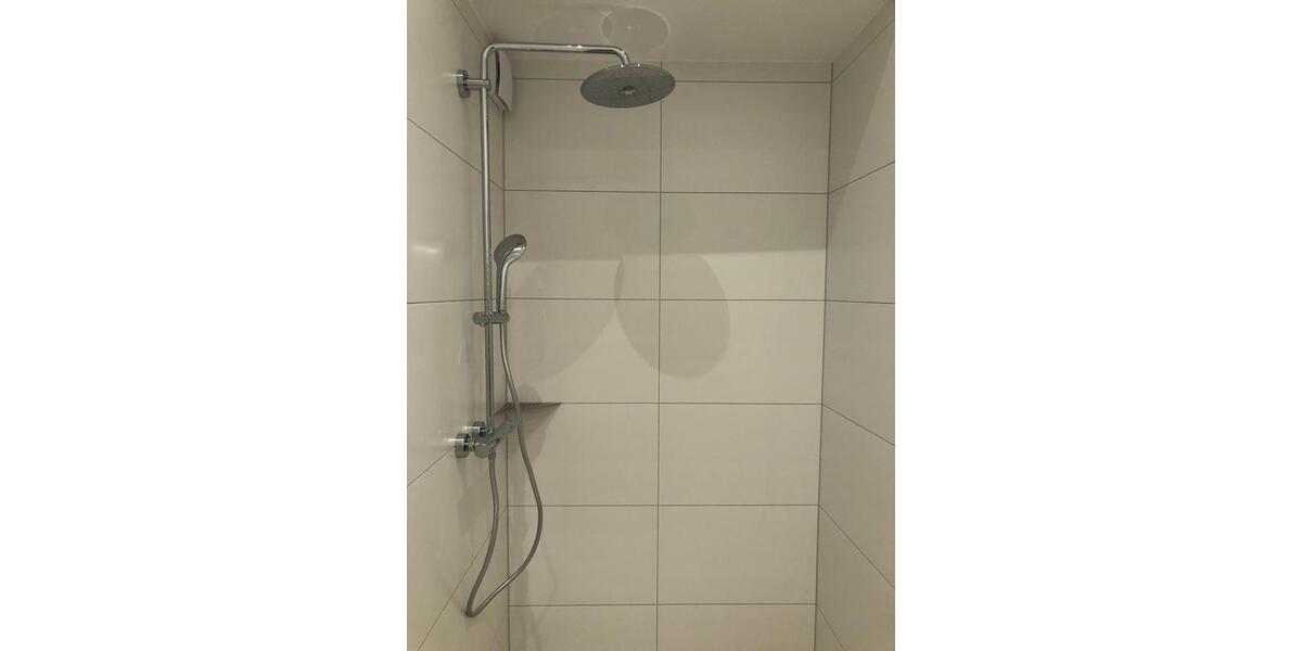 Etagenwohnung Wiesbaden Klarenthal - 5 Zimmer, 125 m&sup2;, 2.225&euro; | Angebot:26404973