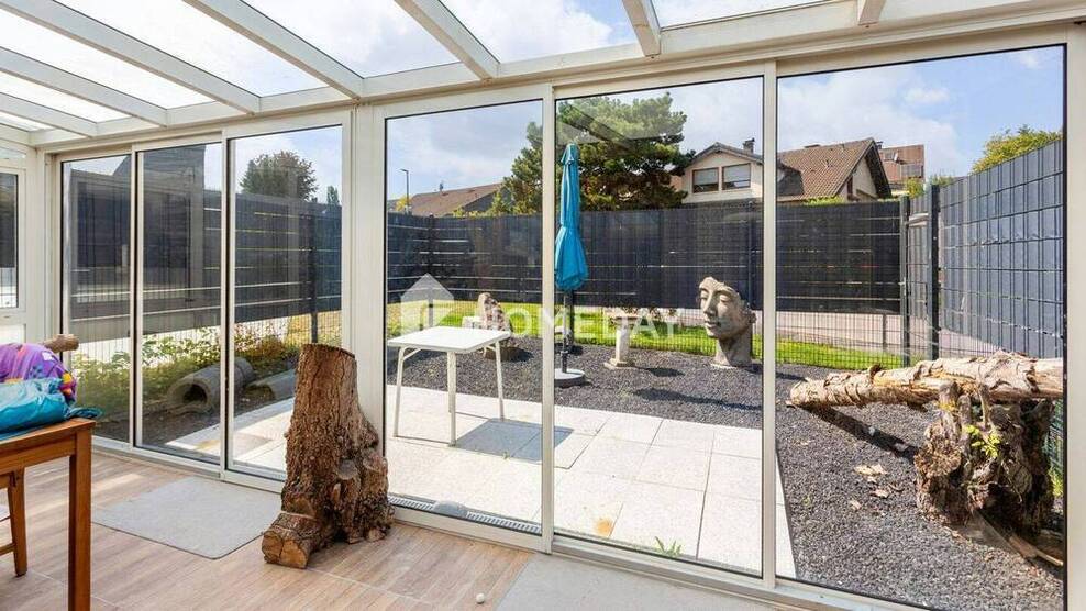 Modernisiertes Einfamilienhaus mit separater EinliegerWohnung und großem Grundstück