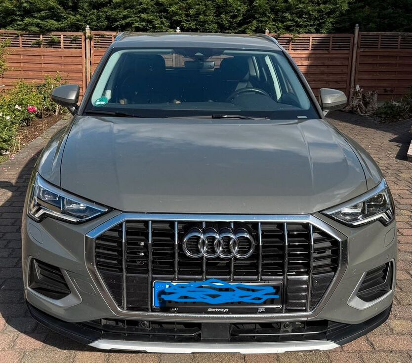 Q3