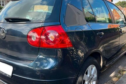 VW Golf 403.587 km 1.250 &euro; HEINSBERG 52525
