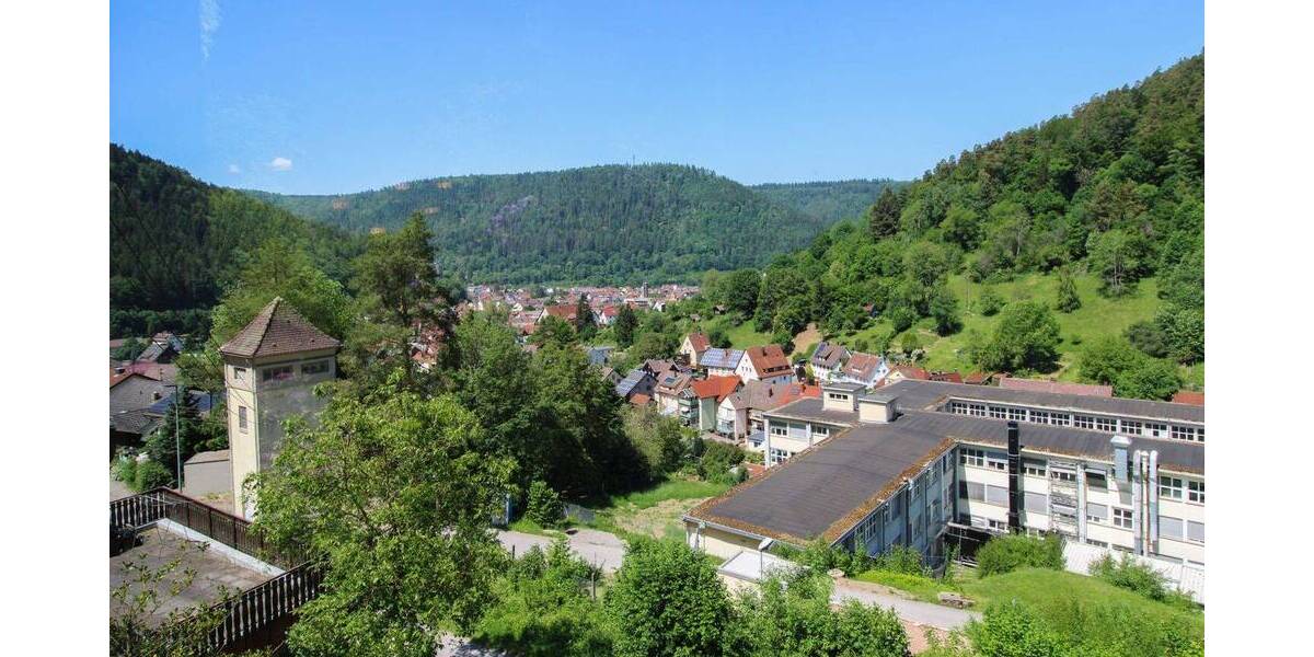 Einfamilienhaus Bad Wildbad Calmbach - 5 Zimmer, 204 m&sup2;, 500.000&euro; | Angebot:26779299