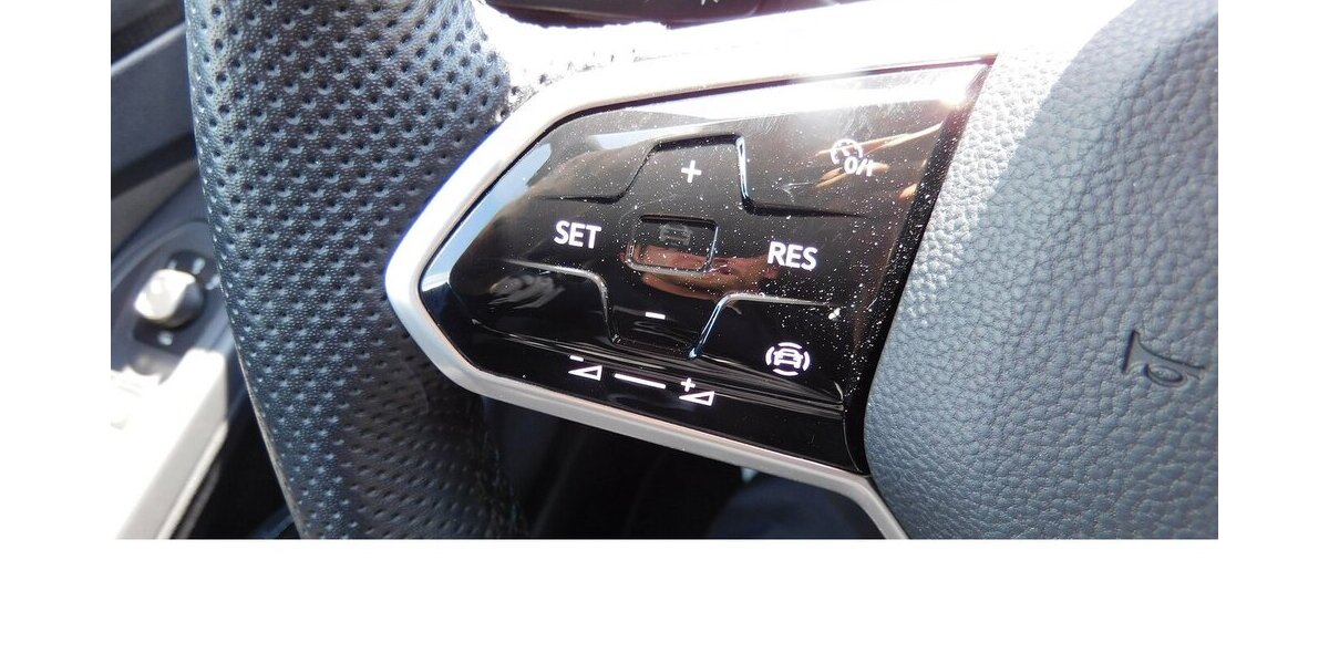 VW Golf 2.0 VIII GTI Performance TSI BMT 4 Trg Navi 38.200 km 23.990 &euro; Vordorf 38533