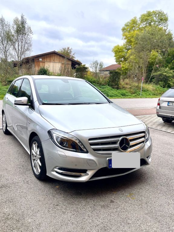 Mercedes-Benz B 180 83.000 km 10.500 € Alling 82239