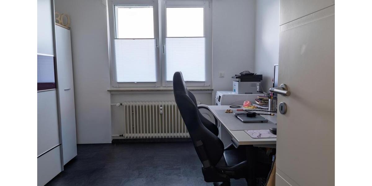 Etagenwohnung Lüdenscheid Brügge - 3 Zimmer, 75 m&sup2;, 160.000&euro; | Angebot:27425723