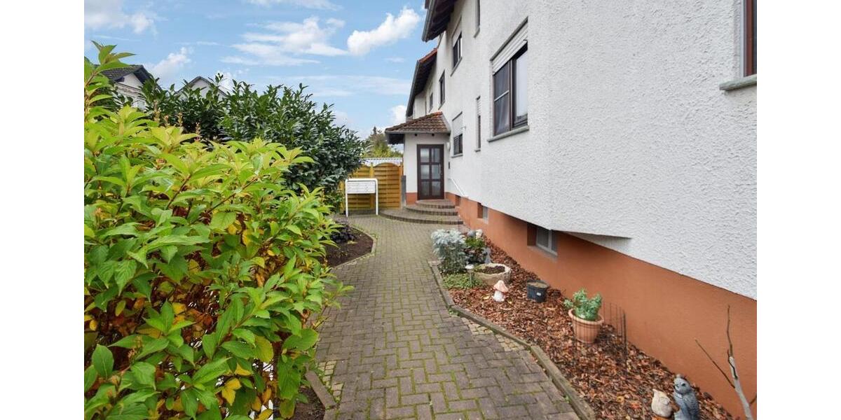 Dachgeschoßwohnung Münster (Hessen) - 2 Zimmer, 64 m&sup2;, 892&euro; | Angebot:26631053