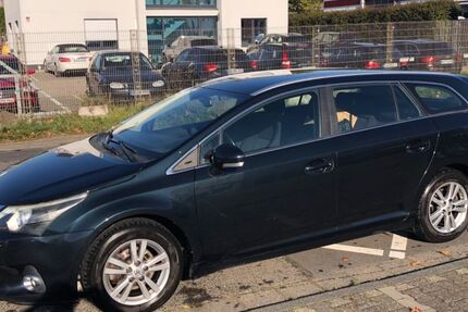 Toyota Avensis 203.000 km 6.200 &euro; Neustadt 53577