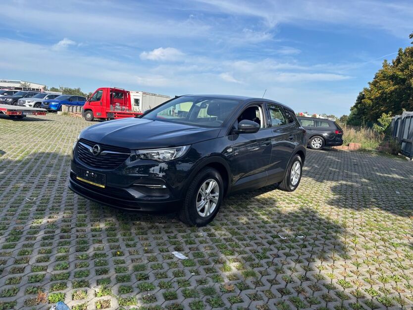 Opel Grandland (X) 64.000 km 10.900 € Mittenwalde 15749