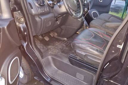 Opel Vivaro 282.000 km 15.500 &euro; Viersen 41748