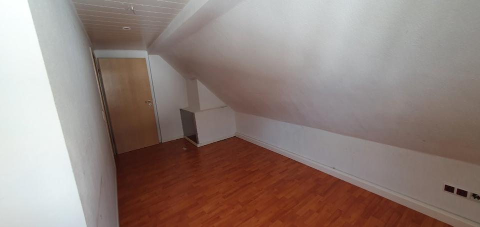 Dachgeschoßwohnung Wipperfürth - 3 Zimmer, 53 m&sup2;, 530&euro; | Angebot:26323577