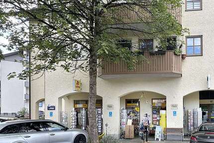 Einzelhandel in Burgkirchen an der Alz 860 € 120 m² zimmer