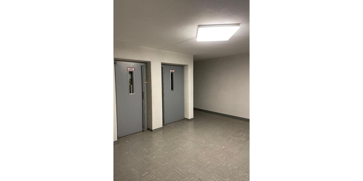 Etagenwohnung Waldkirch - 3 Zimmer, 84 m&sup2;, 1.100&euro; | Angebot:26267584