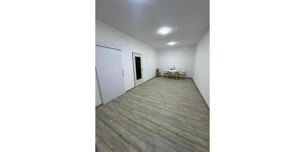 Etagenwohnung Buchen (Odenwald) - 1 Zimmer, 30 m&sup2;, 400&euro; | Angebot:26279744