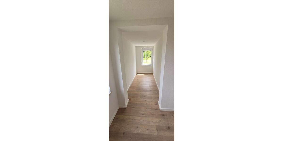 Etagenwohnung Falkenstein/Vogtland Vogtland - 4 Zimmer, 103 m&sup2;, 950&euro; | Angebot:26195918