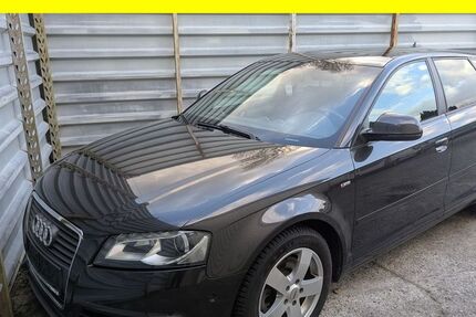 Audi A3 113.831 km 5.400 &euro; Lübeck 23556