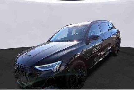 Audi e-tron 52.525 km 29.899 &euro; Dresden 01157