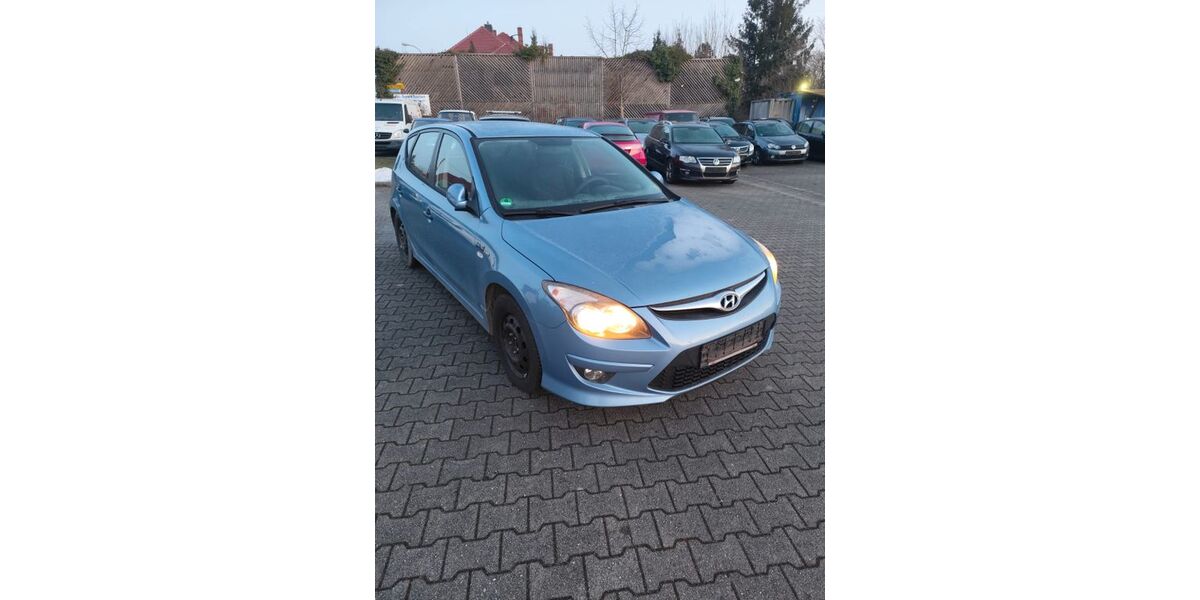 Hyundai i30 261.403 km 2.499 &euro; Bautzen 02625