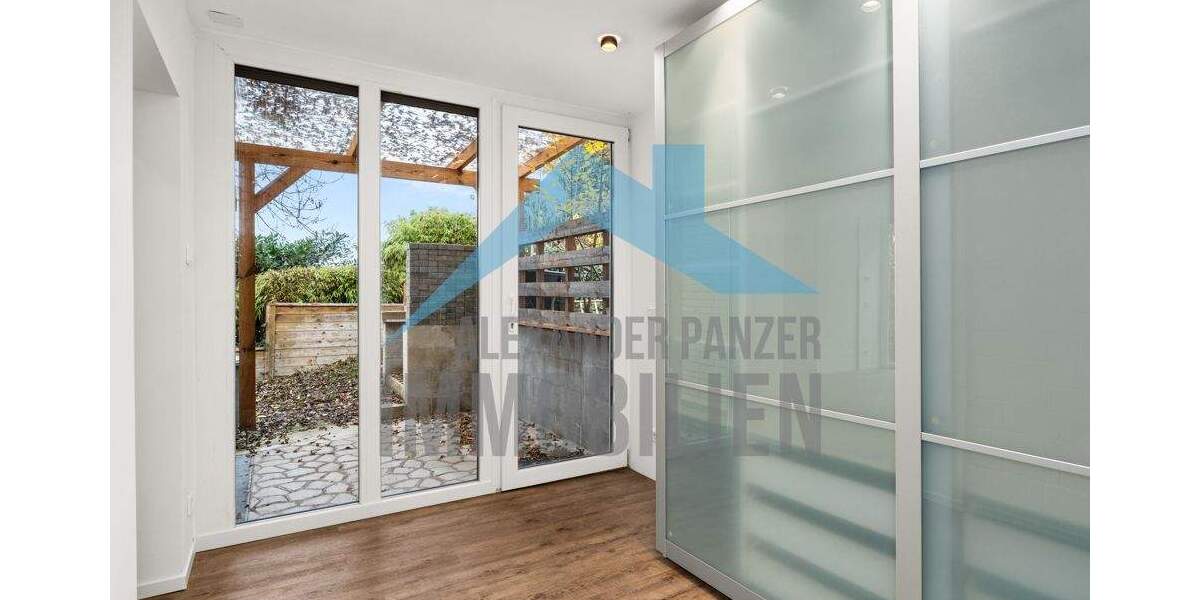 Einfamilienhaus Niestetal / Sandershausen Sandershausen - 6 Zimmer, 256 m&sup2;, 499.000&euro; | Angebot:25705694