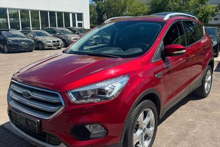 Ford Kuga 153.000 km 13.900 &euro; Detmold 32756