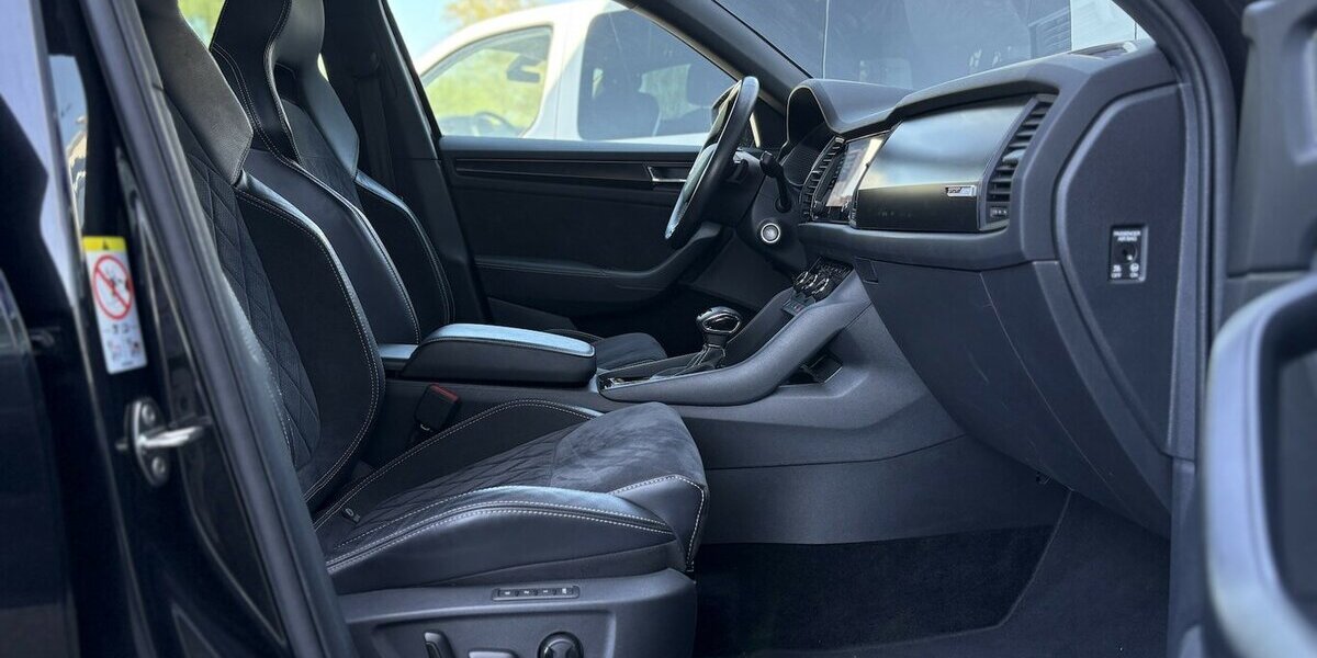 Skoda Kodiaq 2.0 TDI Sportline 4x4 KAMERA/NAVI/1.HAND 65.302 km 29.900 &euro; Villingen-Schwenningen 78054