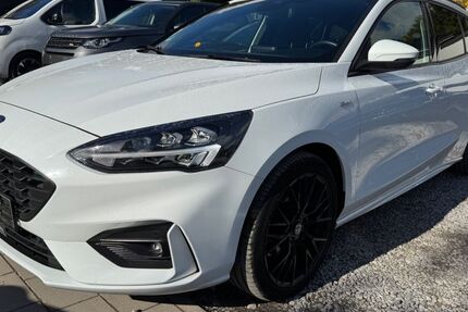 Ford Focus 52.037 km 19.199 € Isernhagen OT Altwarmbüchen bei Hannover A2/A7 30916