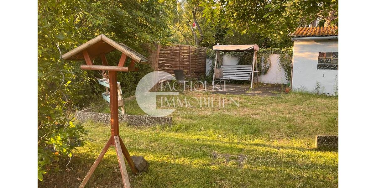 Dachgeschoßwohnung Uelzen - 3 Zimmer, 57 m&sup2;, 460&euro; | Angebot:24866316