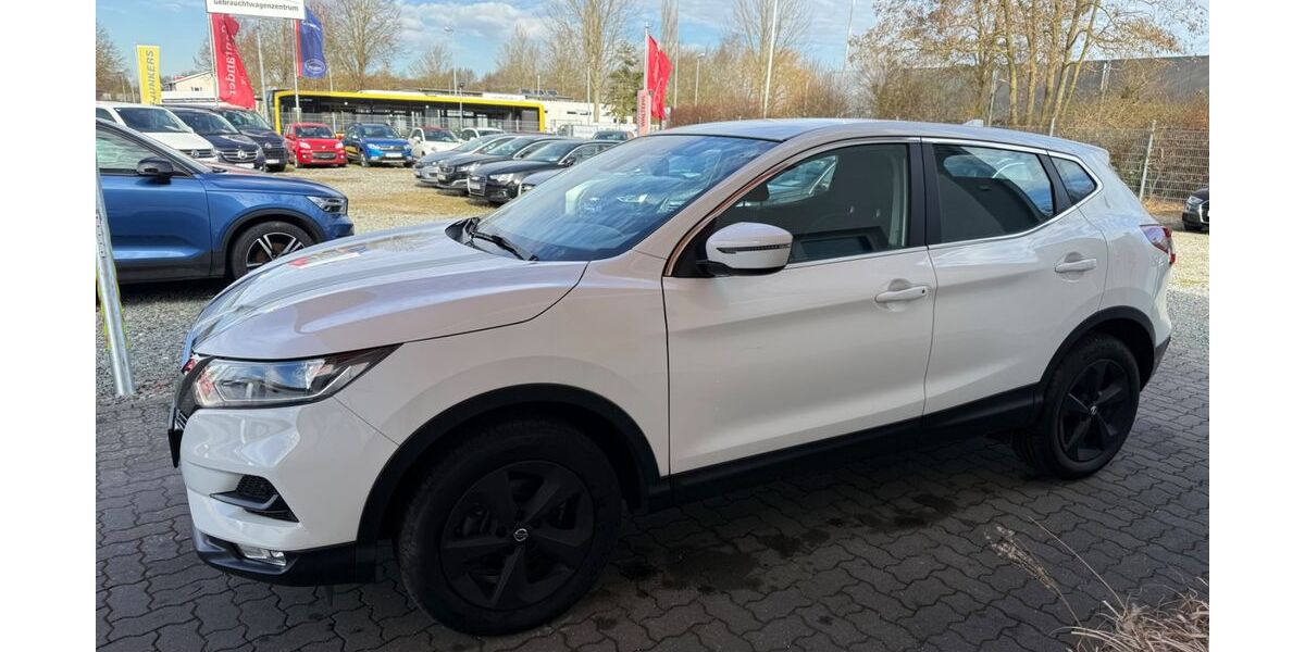 Nissan Qashqai 87.053 km 16.885 &euro; Stockelsdorf bei Lübeck 23617