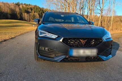 Cupra Leon 30.000 km 28.800 &euro; Perlesreut 94157