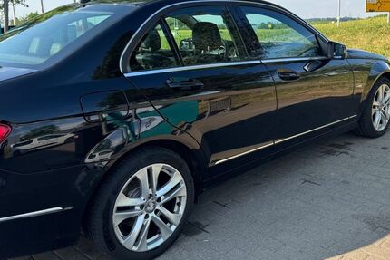 Mercedes-Benz C 200 198.000 km 8.000 &euro; Dusslingen 72144