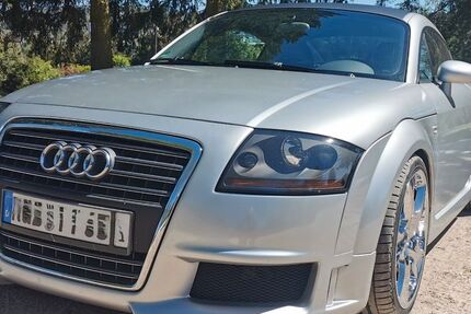 Audi TT 146.000 km 9.900 &euro; Taunusstein 65232