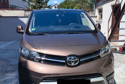 Toyota Proace (Verso) 90.000 km 26.000 € Schwandorf 92421