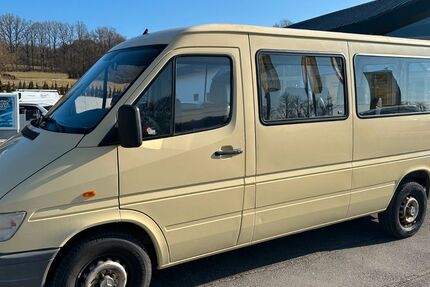 Mercedes-Benz Sprinter 70.650 km 15.700 € Sonnefeld 96242