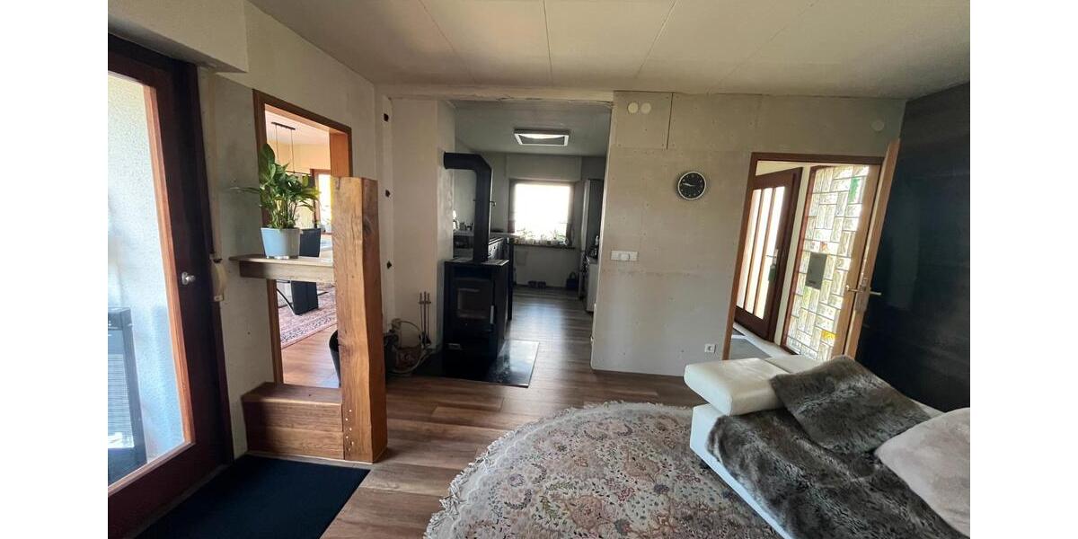 Einfamilienhaus Balingen - 6 Zimmer, 168 m&sup2;, 299.000&euro; | Angebot:26942203