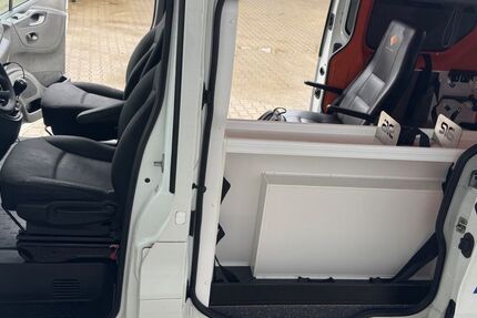 Renault Trafic 338.900 km 10.600 &euro; Offenburg 77654