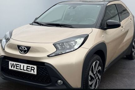 Toyota Aygo (X) 2.214 km 16.990 &euro; Hamm 59067