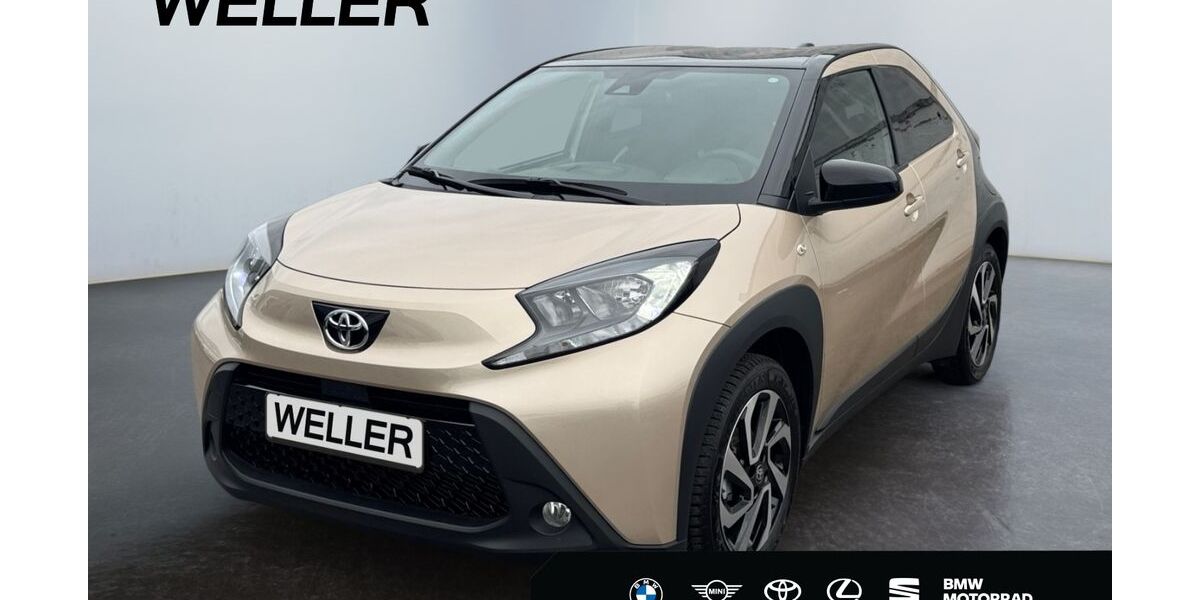 Toyota Aygo (X) 2.214 km 16.990 &euro; Hamm 59067