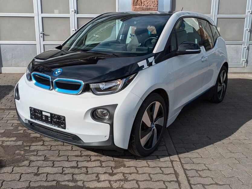 i3