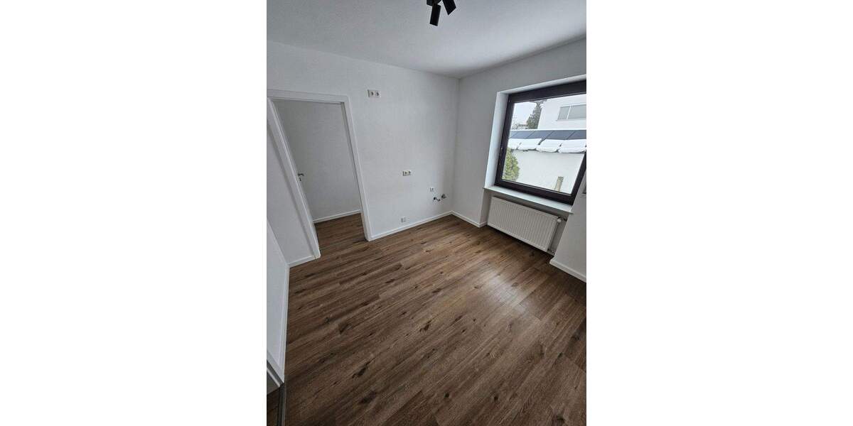 Etagenwohnung Cham Chammünster - 4 Zimmer, 110 m&sup2;, 260.000&euro; | Angebot:25732262