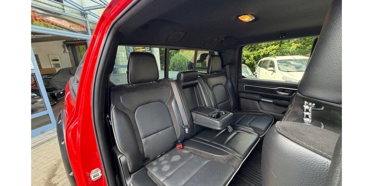 Dodge RAM 1500 5,7 HEMI 4+4 LARAMIE 49.999 km 39.999 &euro; Rudolstadt 07407