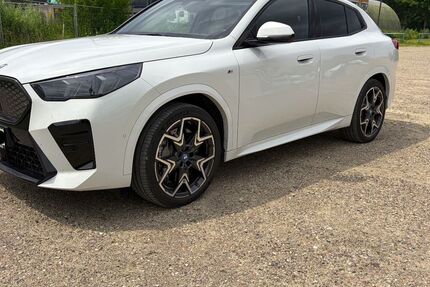 BMW iX2 50.000 km 42.800 &euro; Büsum 25761
