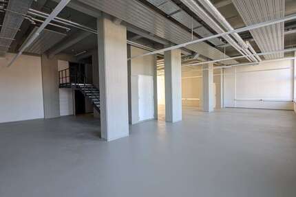 Halle in Zwönitz 1.097,25 € 183.47 m² zimmer