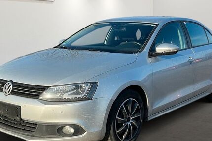 VW Jetta 145.074 km 6.699 &euro; Brehna 06796