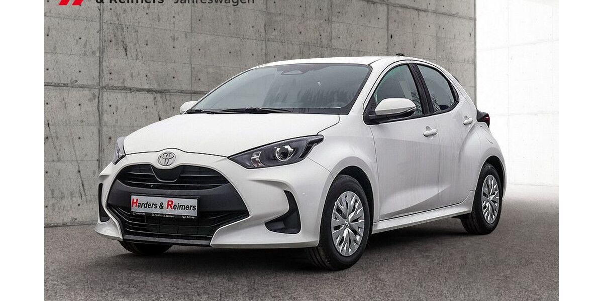 Toyota Yaris 1.500 km 21.280 &euro; Itzehoe 25524
