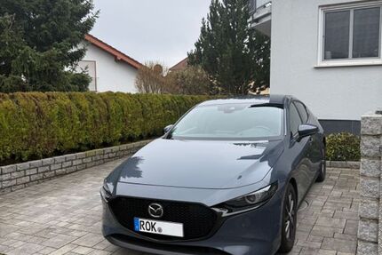 Mazda 3 62.000 km 17.499 &euro; Eisenberg 67304