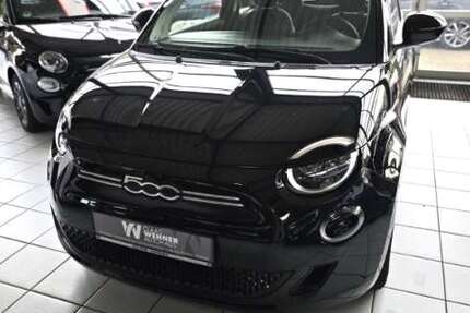 Fiat 500 40.180 km 10.780 € Hamburg 22525
