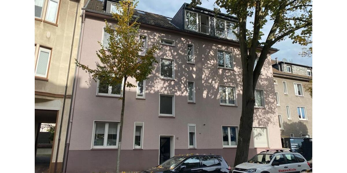 Dachgeschoßwohnung Gelsenkirchen Rotthausen - 5 Zimmer, 127 m&sup2;, 215.000&euro; | Angebot:25292808