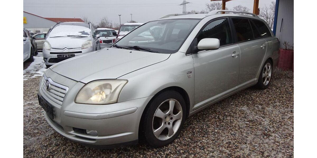 Toyota Avensis 536.000 km 850 &euro; Dresden 01219