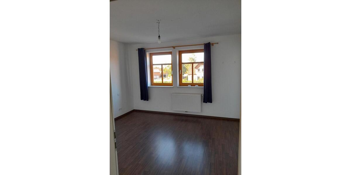 Dachgeschoßwohnung Eystrup - 5 Zimmer, 178 m&sup2;, 1.300&euro; | Angebot:25172492