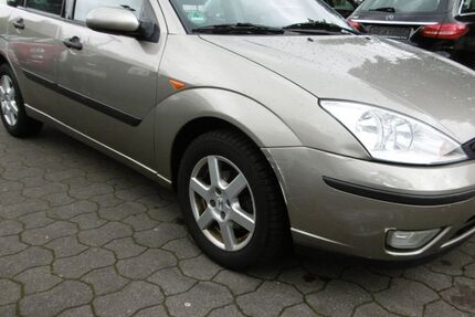 Ford Focus 140.270 km 1.950 € Hamburg 22459
