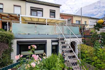 Haus zum Kaufen in Wolgast 357.000 € 175 m² 6 zimmer